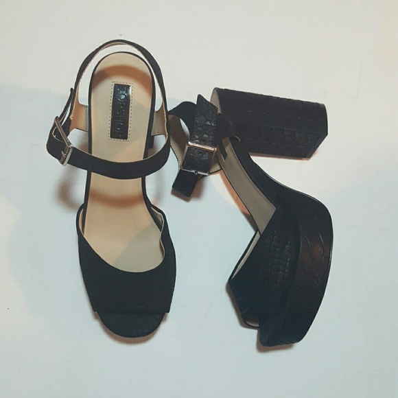 Topshop Shoes - Topshop platform sandals size 37